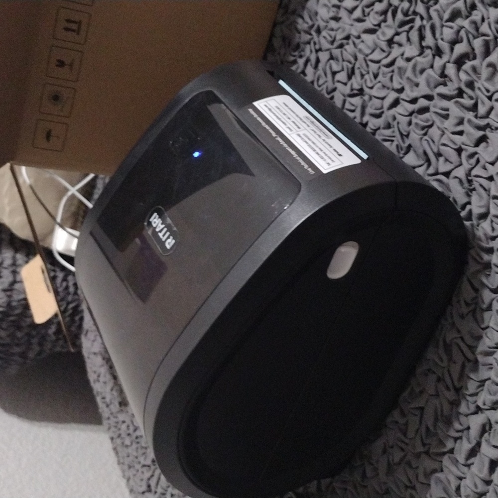 Itari Label Printer - Picture 2 of 9
